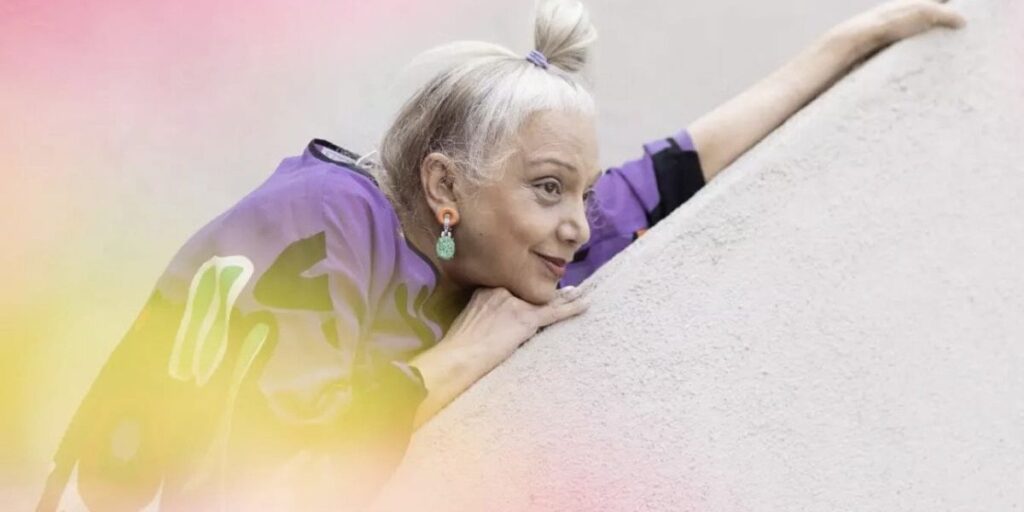79 Year Old Jazz Artist Asha Puthli Shines at Glastonbury Festival Pakistan News Today