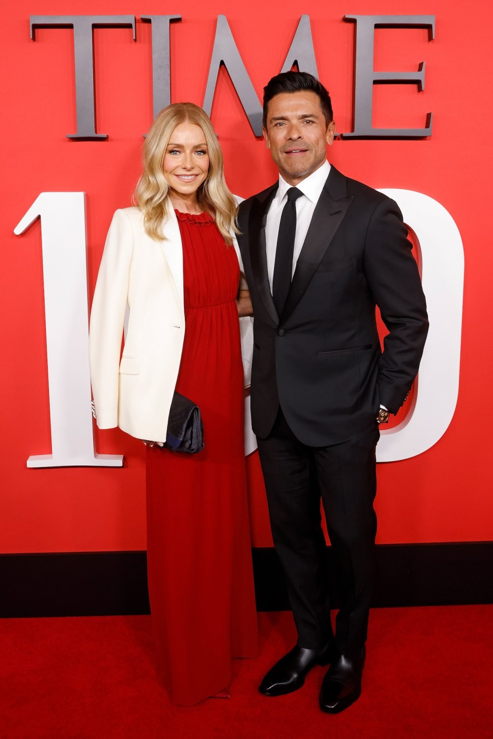 GettyImages-2150259814 Kelly Ripa and Mark Consuelos