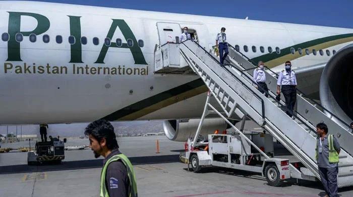 PIA Cuts Fares by 30% for Karachi to Jeddah and Madinah Flights