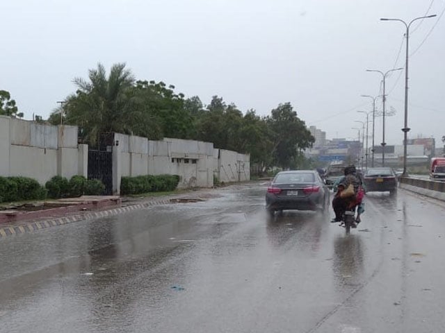 PMD forecasts scattered rain in Karachi amid monsoon season Pakistan News Today