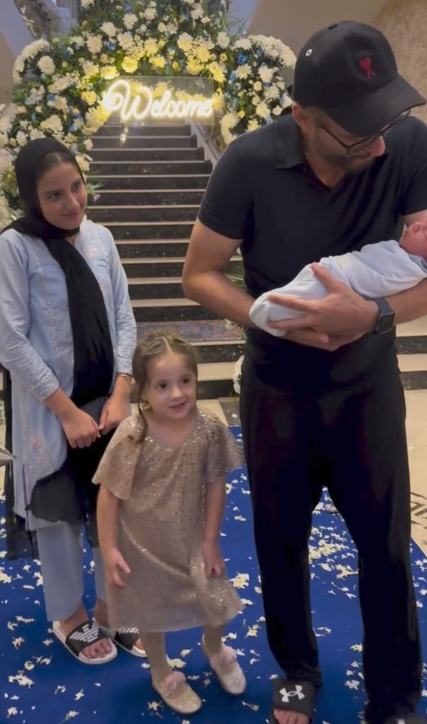 Shahid Afridi's Adorable Video with His Grandson & Daughters