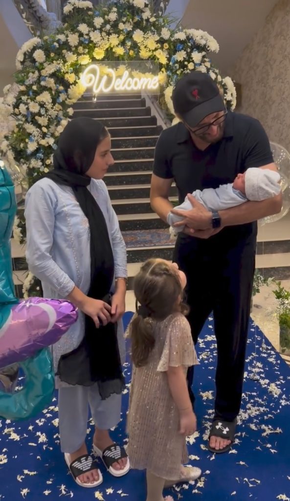 Shahid Afridi's Adorable Video with His Grandson & Daughters