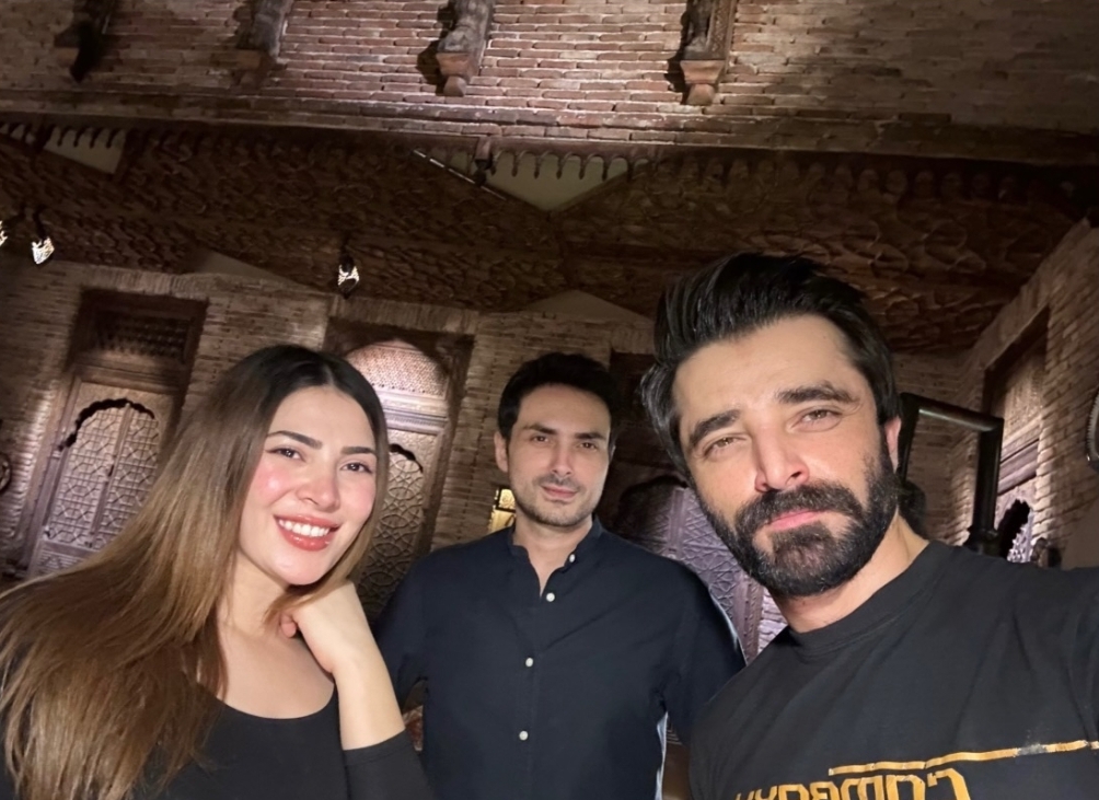 Hamza Ali Abbasi & Naimal Khawar Khan's Gorgeous Family Clicks