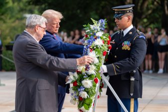 trump arlington cemetry Pakistan News Today