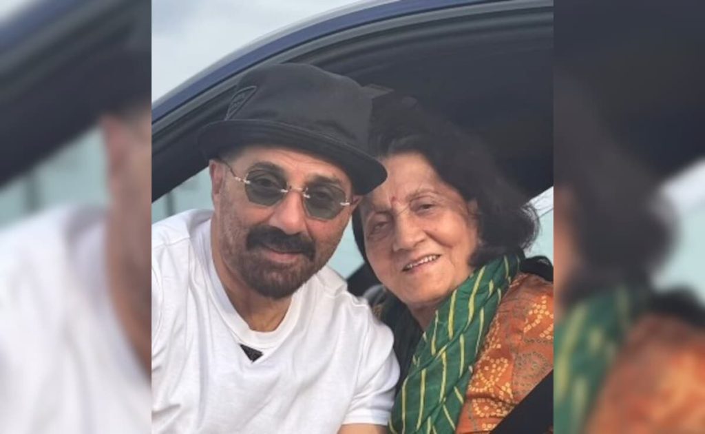 Sunny Bobby Deol Share Adorable Posts For Their Mom Prakash Pakistan News Today