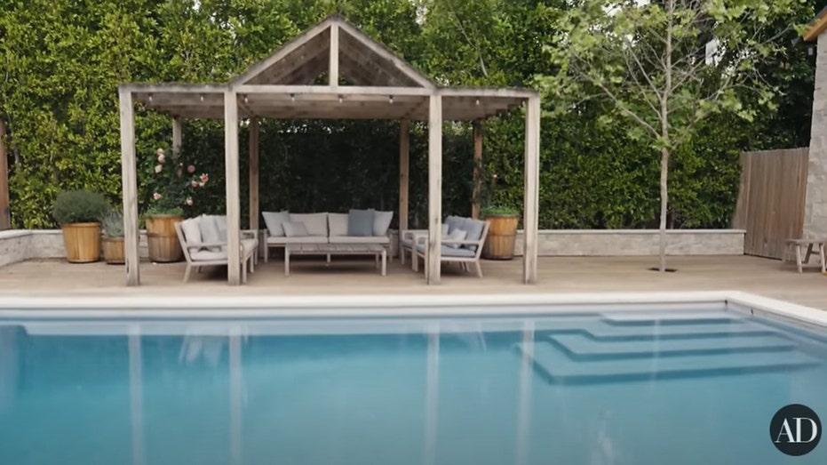 Garner shared she likes to have her morning coffee in the "little house" near the pool.