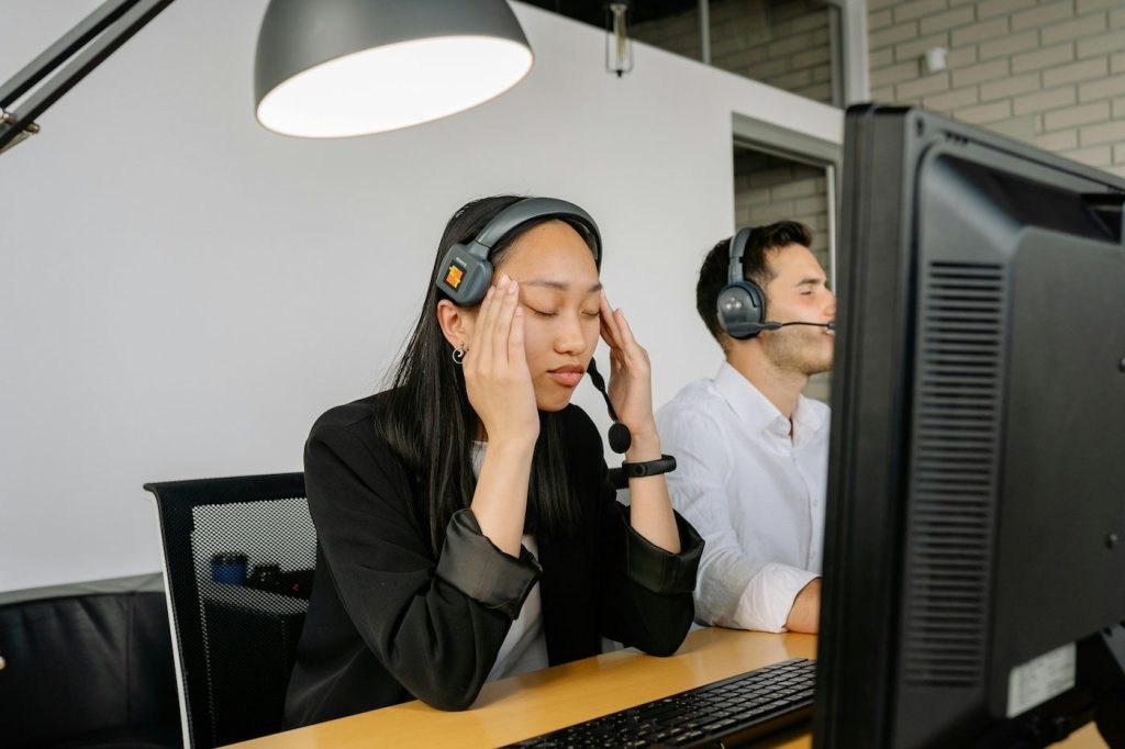 7 Causes of Call Center Burnout Any Employer Can Address Pakistan News Today