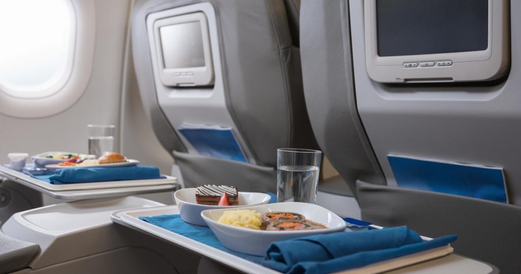 JetBlue drops hot meals from menu for coach passengers on Pakistan News Today