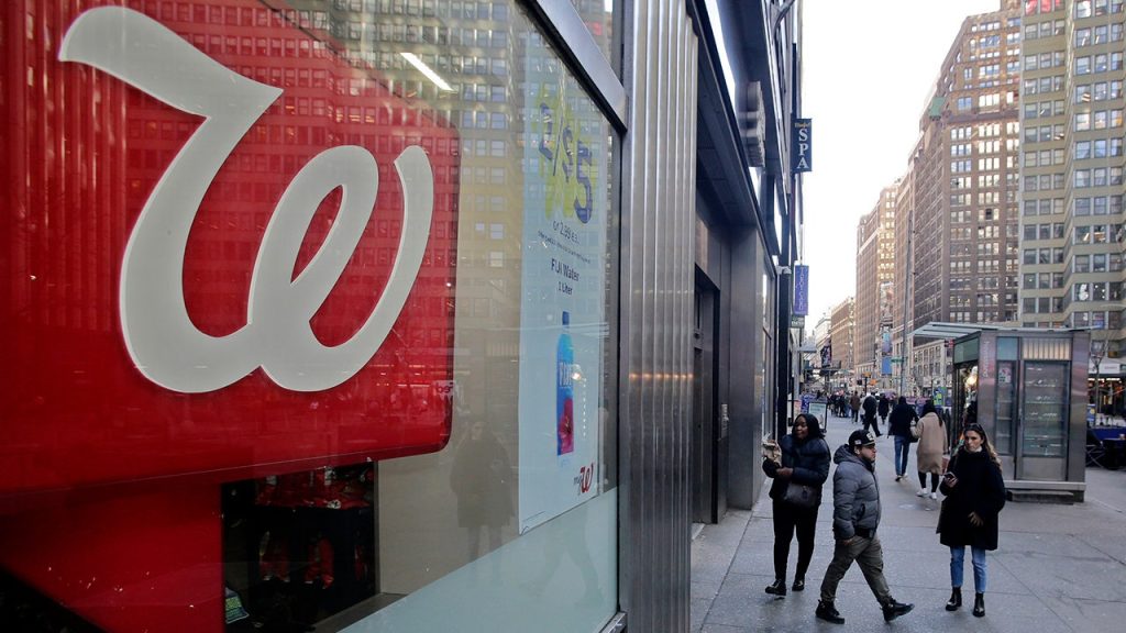 Walgreens to close 1200 stores Pakistan News Today