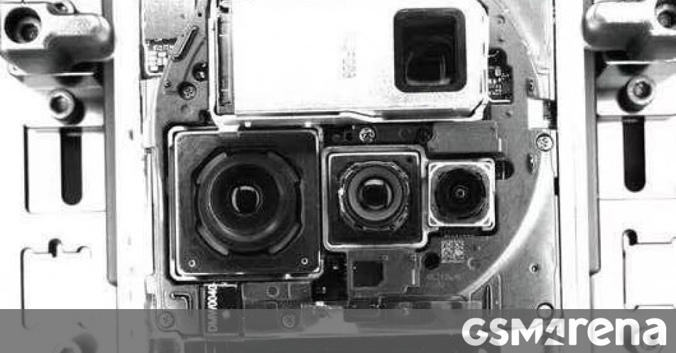 Xiaomi 15 Ultras camera arrangement purportedly shown in leaked image Pakistan News Today