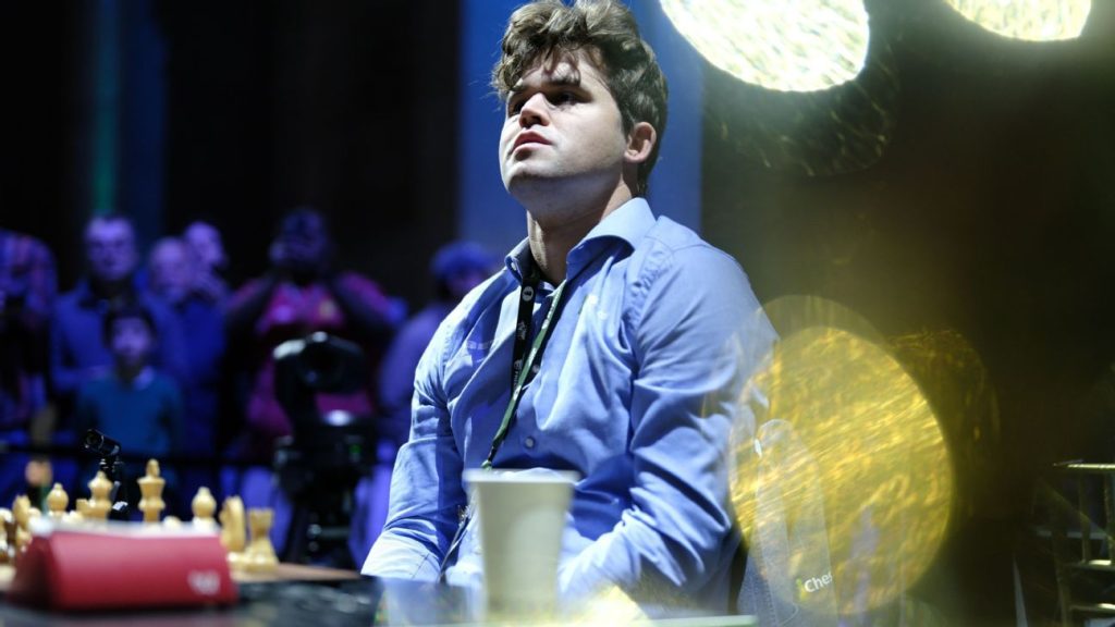 Magnus Carlsen disqualified from chess tournament for wearing jeans Pakistan News Today