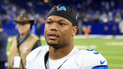 Detroit Lions Running Back David Montgomery Ate a Carrot Instead of Turkey After Thanksgiving Game