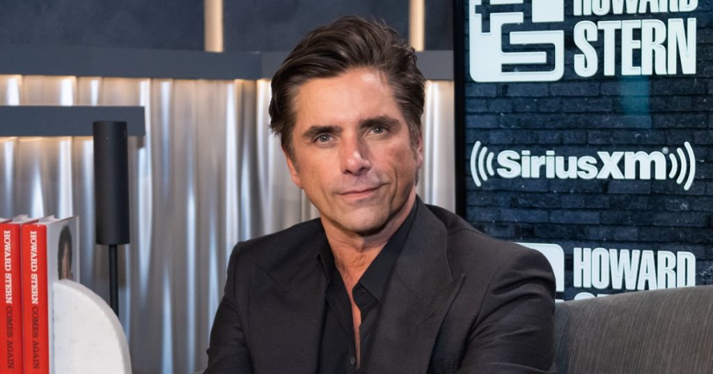 John Stamos Supports Dave Coulier Amid Cancer Battle Pakistan News Today