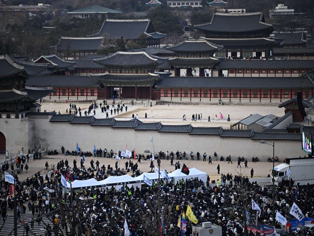 Rival camps protest in South Korea as authorities press for Pakistan News Today